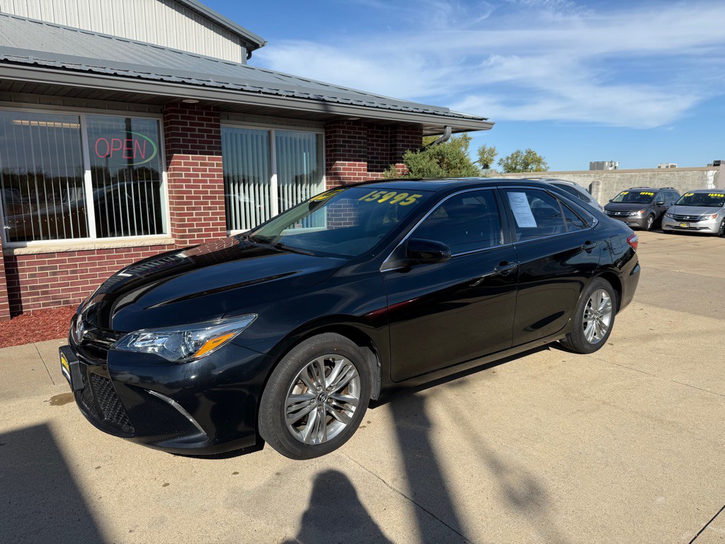 2015 Toyota Camry Image 3