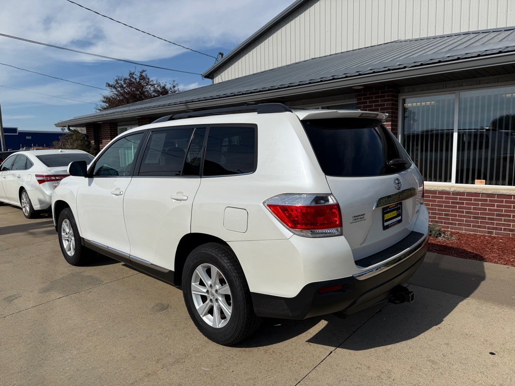 2013 Toyota Highlander Image 5