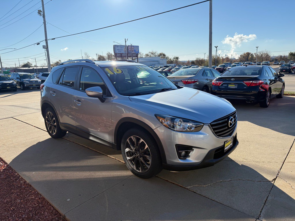 2016 Mazda CX-5 Image 1