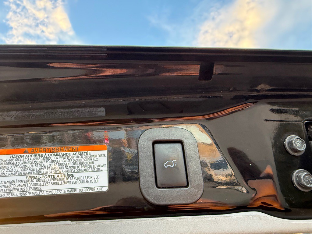 2016 Toyota Sienna Image 25