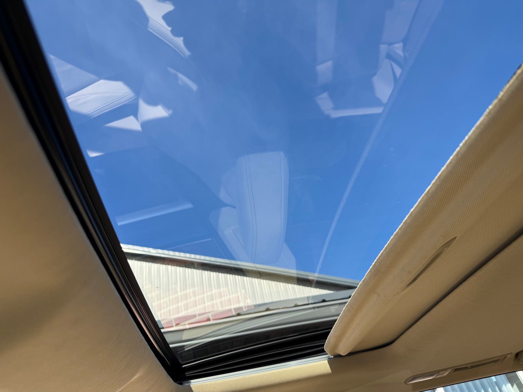 2015 Toyota Highlander Image 16