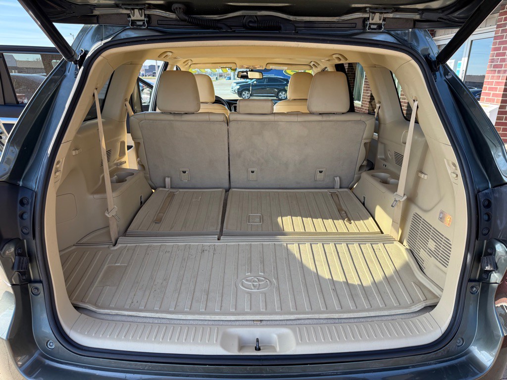 2015 Toyota Highlander Image 21