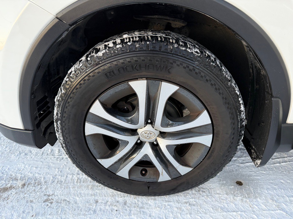 2017 Toyota Rav4 Image 20