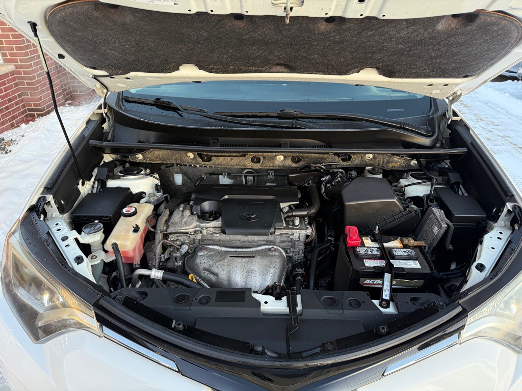 2017 Toyota Rav4 Image 22