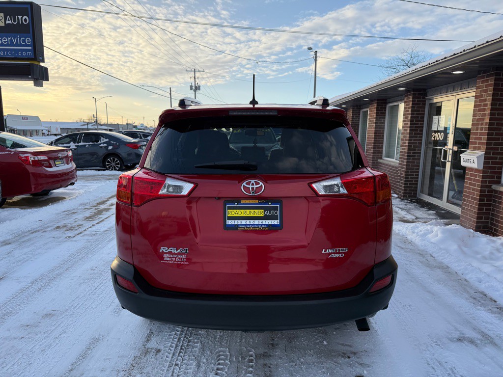 2015 Toyota Rav4 Image 6
