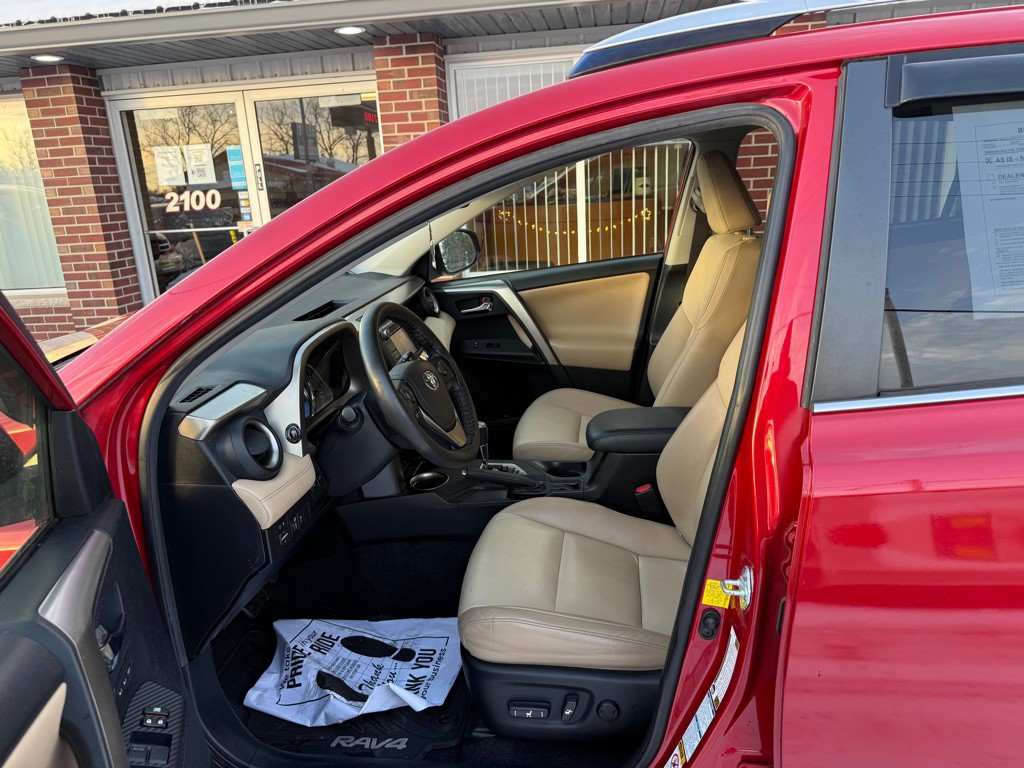 2015 Toyota Rav4 Image 9