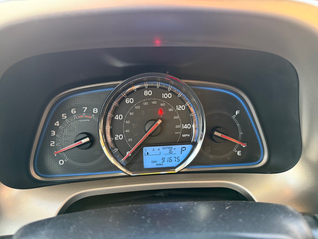 2015 Toyota Rav4 Image 11