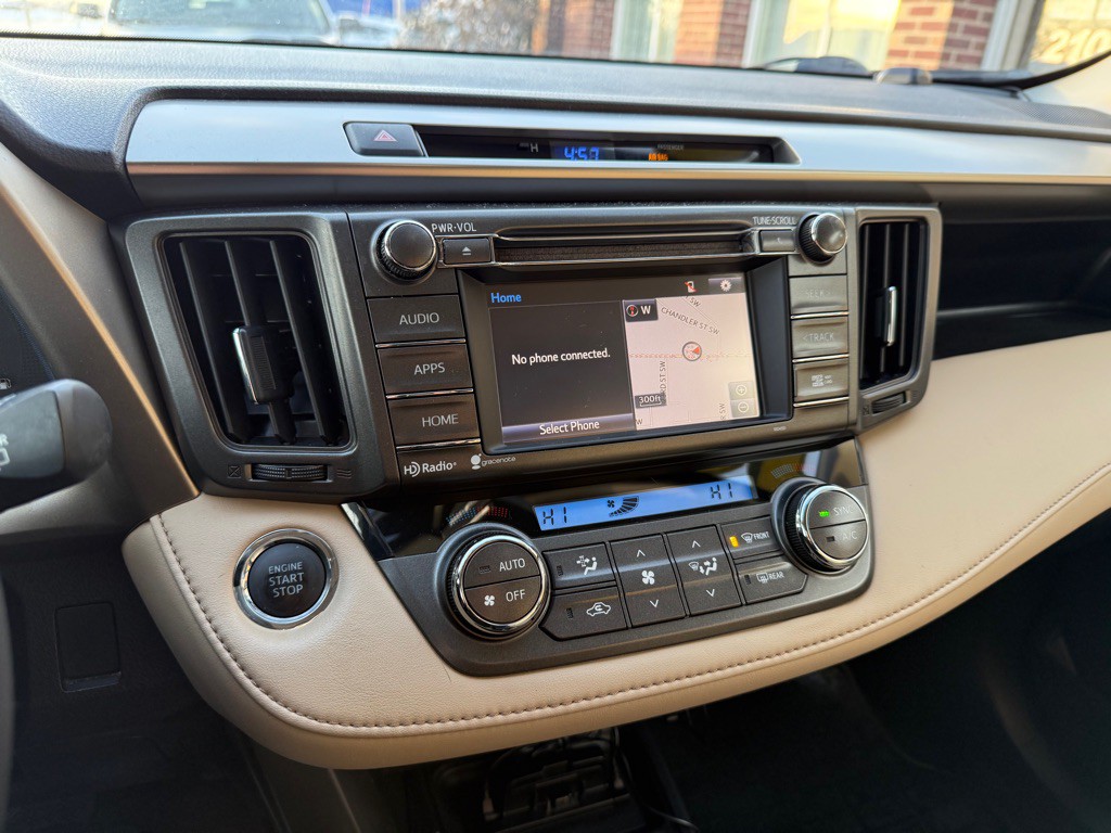 2015 Toyota Rav4 Image 12