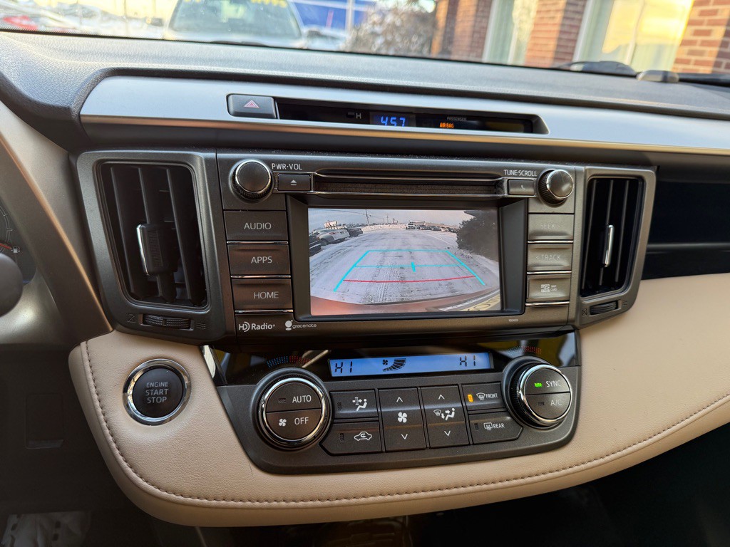 2015 Toyota Rav4 Image 13