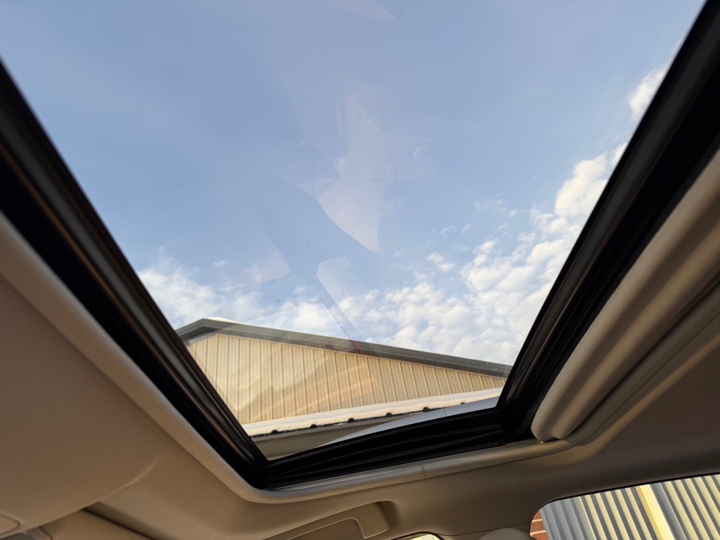 2015 Toyota Rav4 Image 18