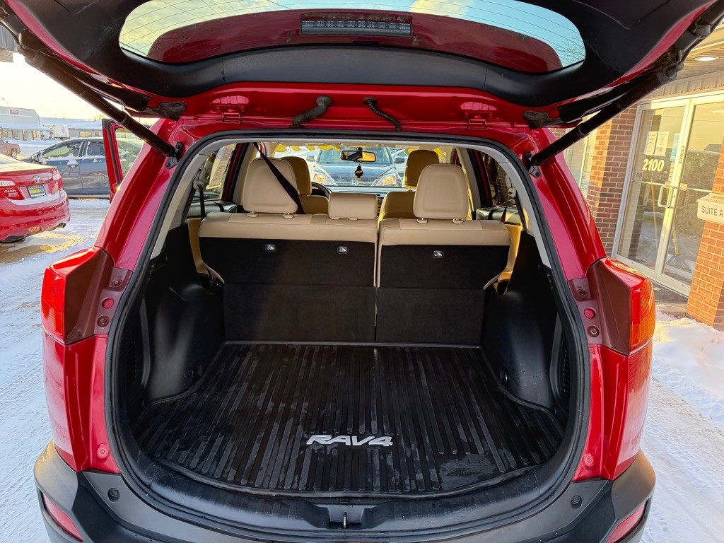 2015 Toyota Rav4 Image 21