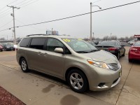 Image for 2015 Toyota Sienna LE ID: 7090269