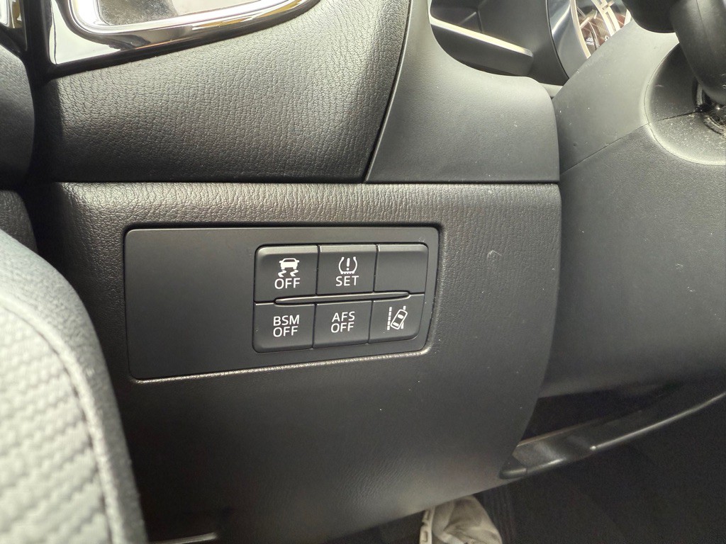 2015 Mazda Mazda3 Image 17