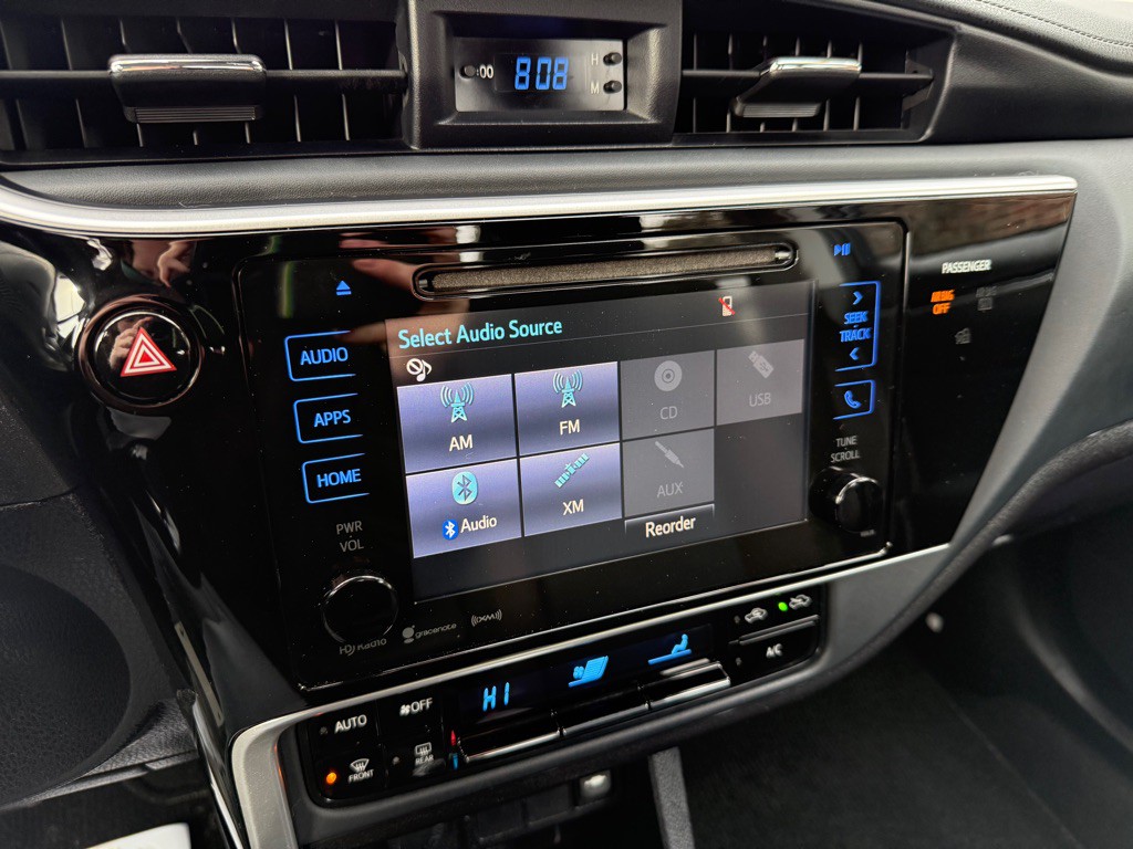 2017 Toyota Corolla Image 11