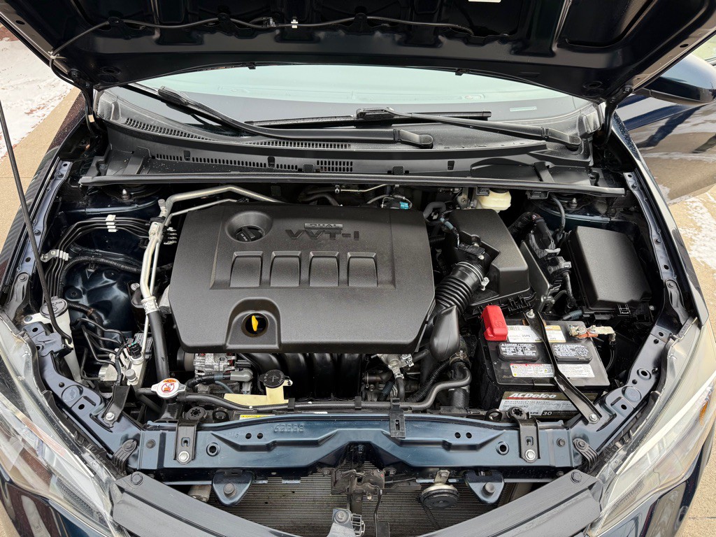 2017 Toyota Corolla Image 22