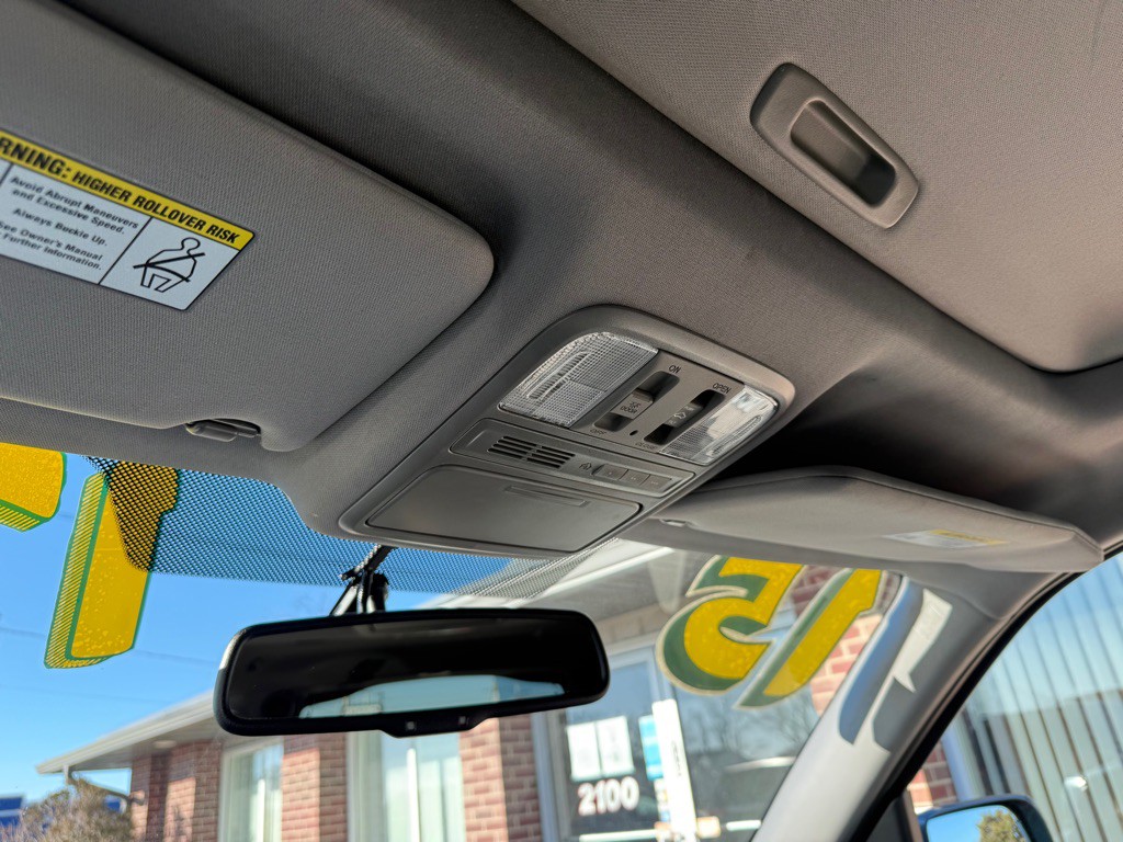 2015 Honda Pilot Image 16