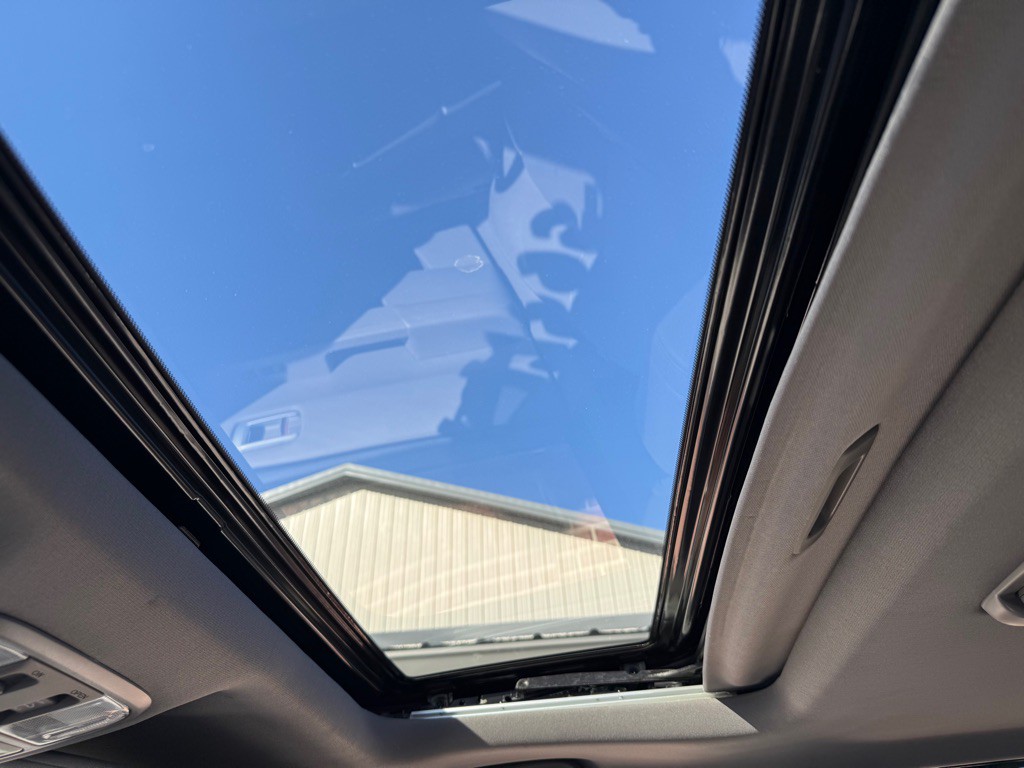 2015 Honda Pilot Image 17