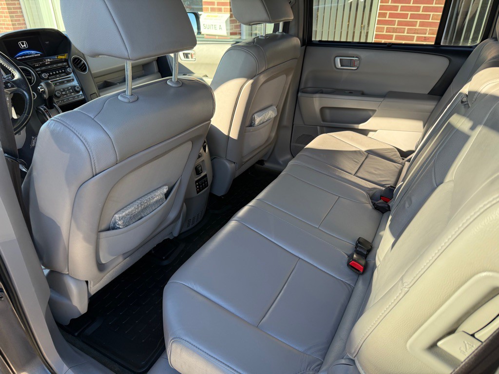 2015 Honda Pilot Image 19