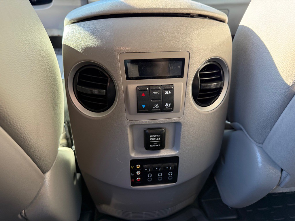 2015 Honda Pilot Image 21