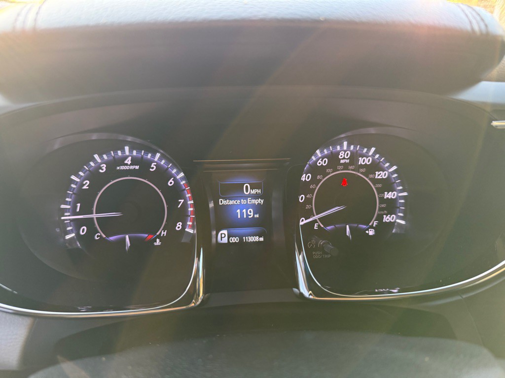 2013 Toyota Avalon Image 11