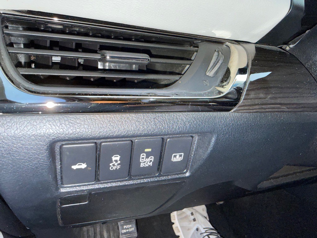 2013 Toyota Avalon Image 18