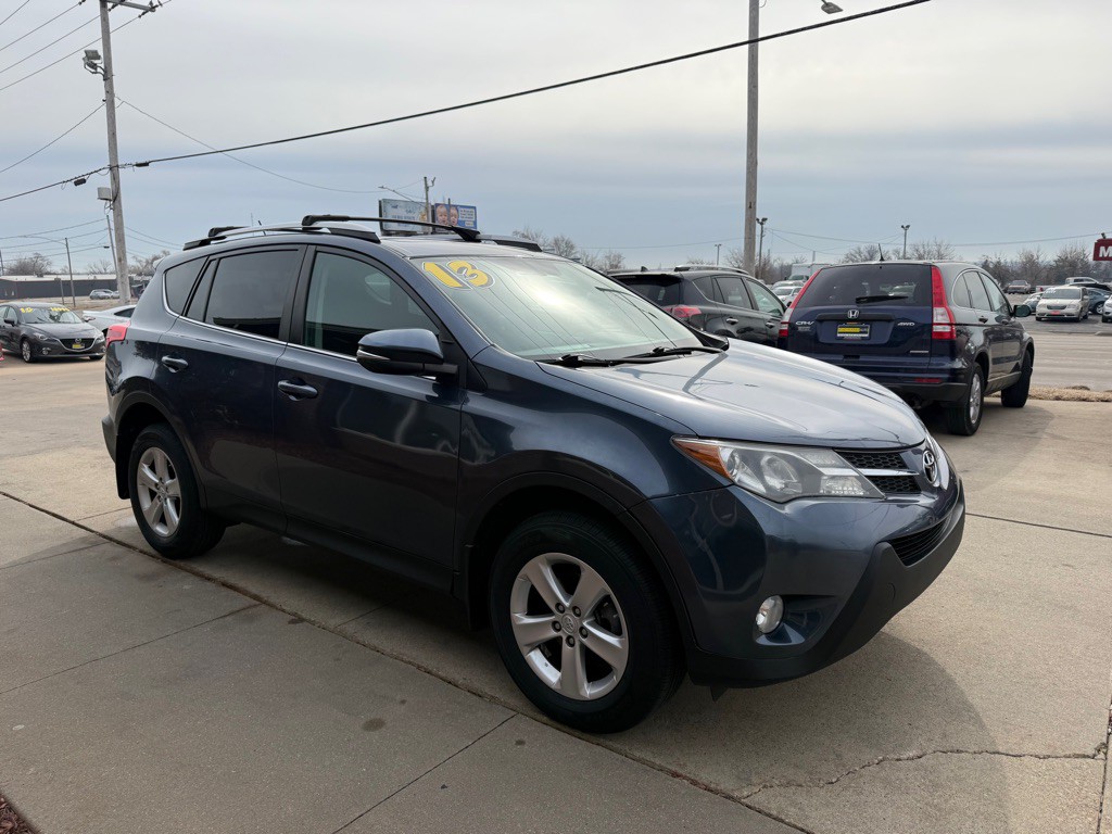 2013 Toyota Rav4 Image 1