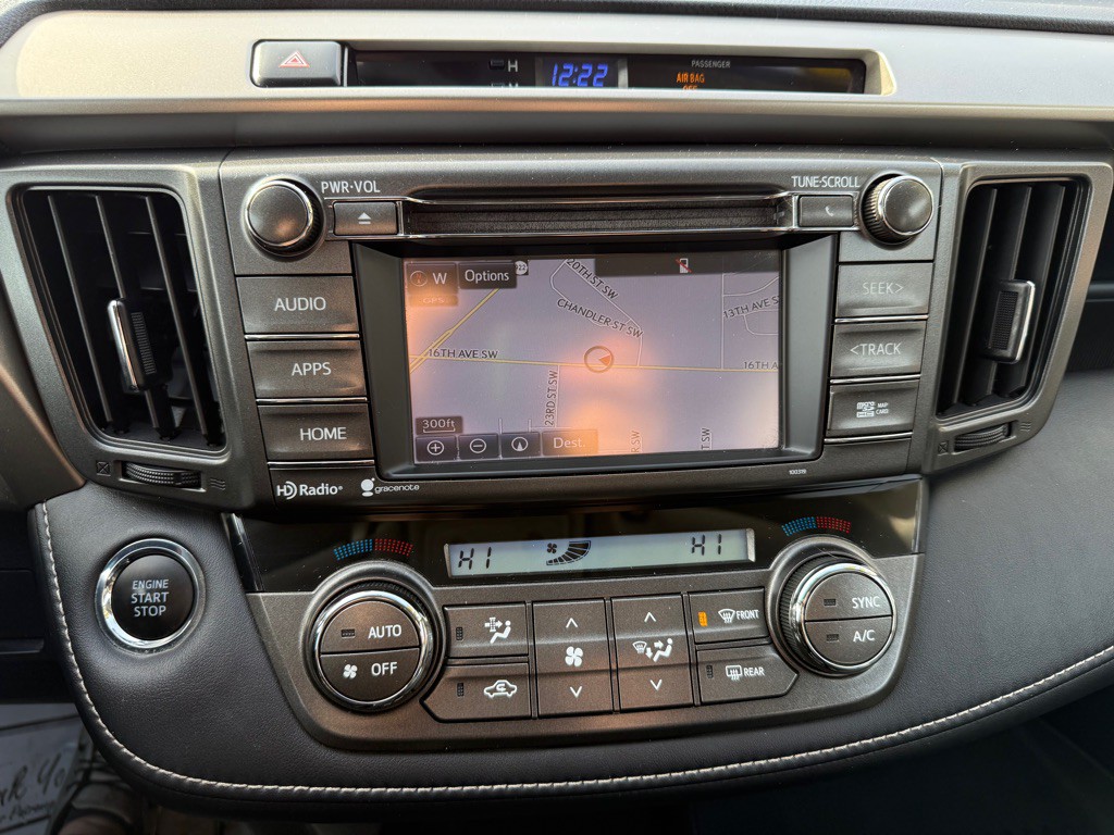 2015 Toyota Rav4 Image 14