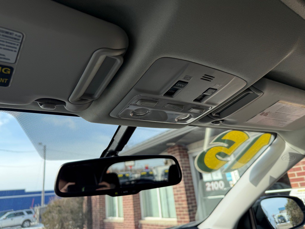 2015 Toyota Rav4 Image 17