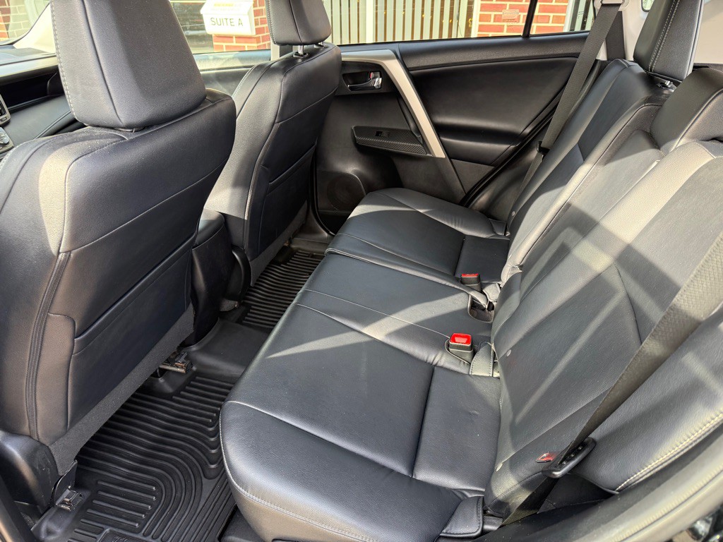 2015 Toyota Rav4 Image 20