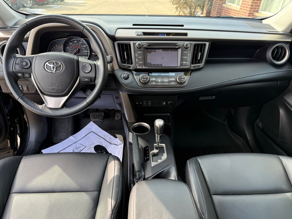 2015 Toyota Rav4 Image 21