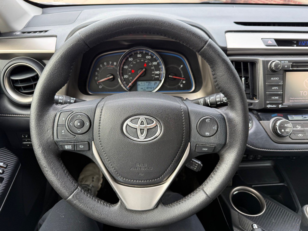 2015 Toyota Rav4 Image 10