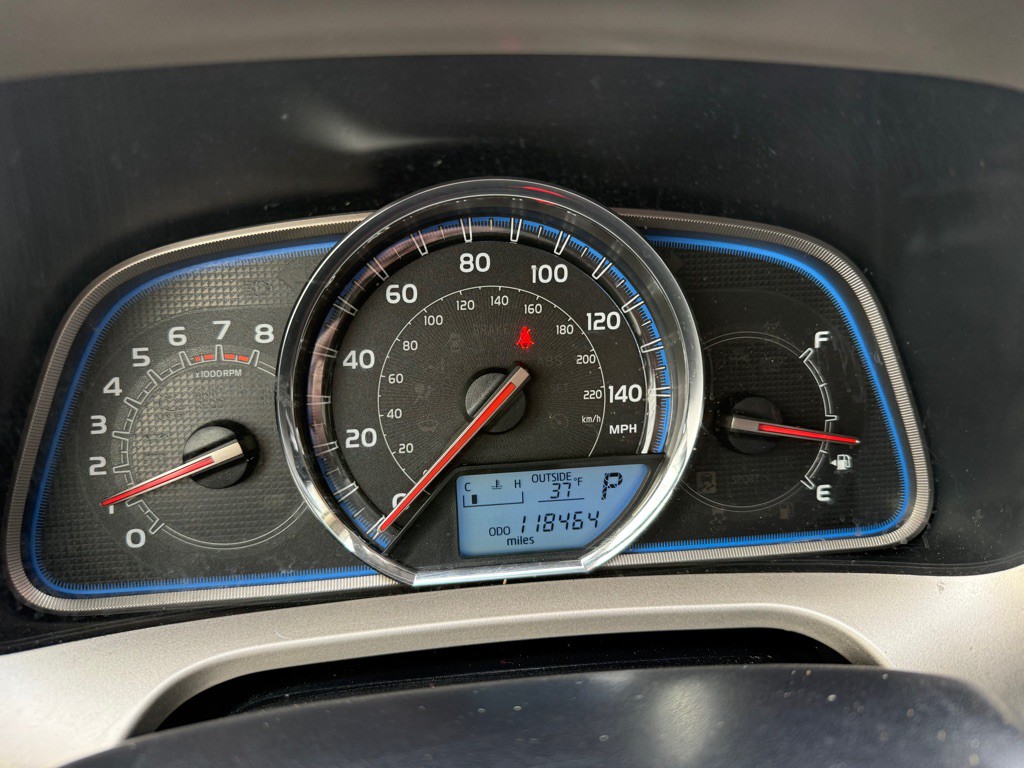 2015 Toyota Rav4 Image 11