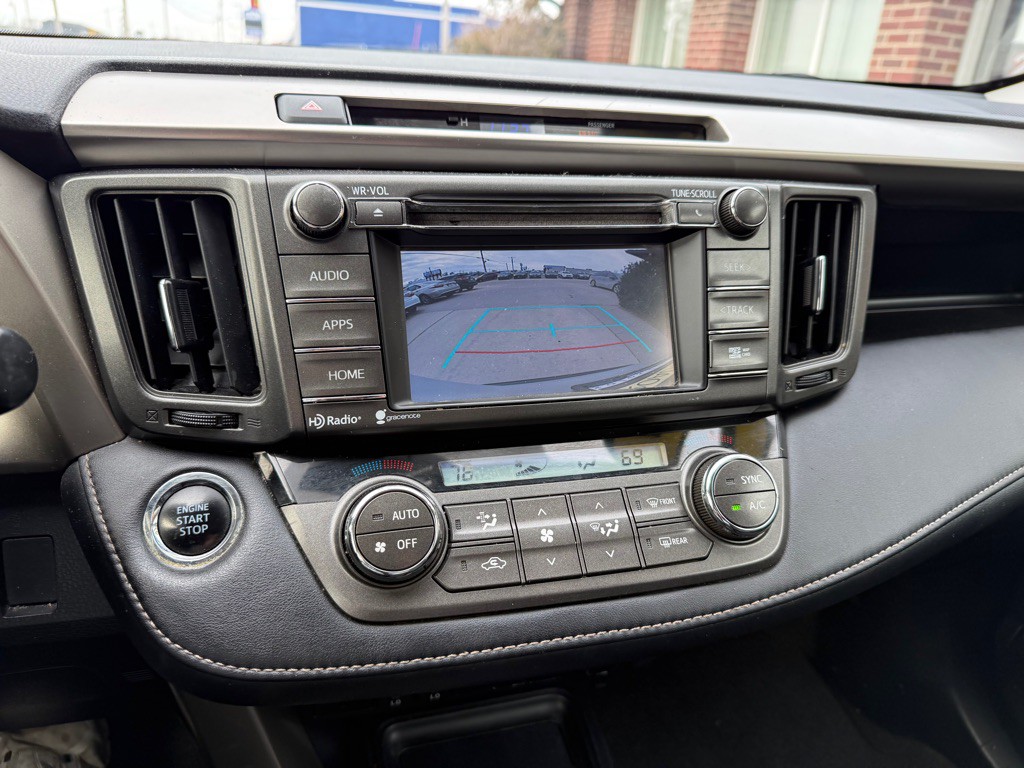 2015 Toyota Rav4 Image 13