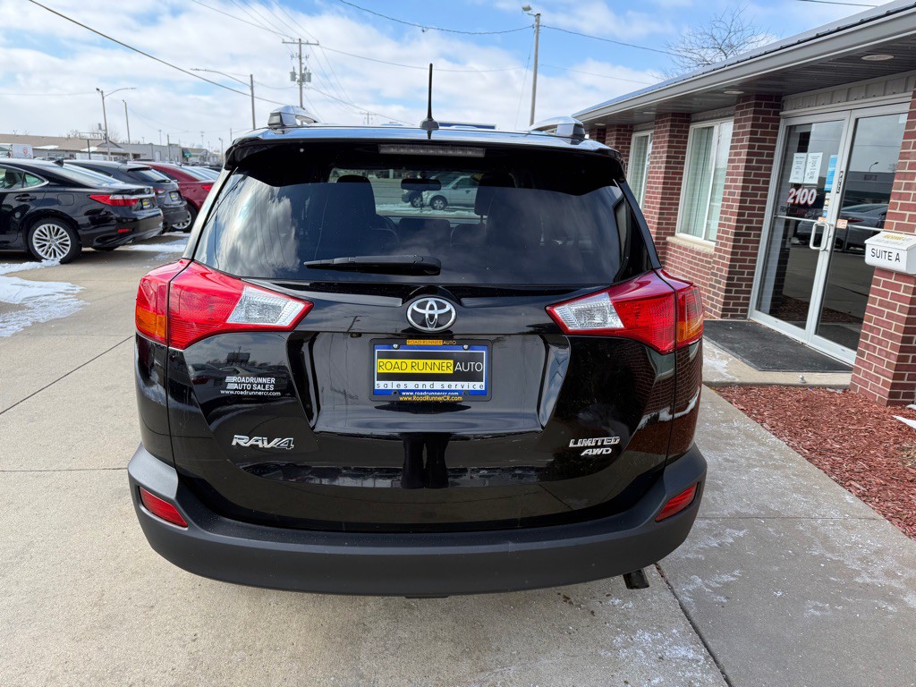 2015 Toyota Rav4 Image 6