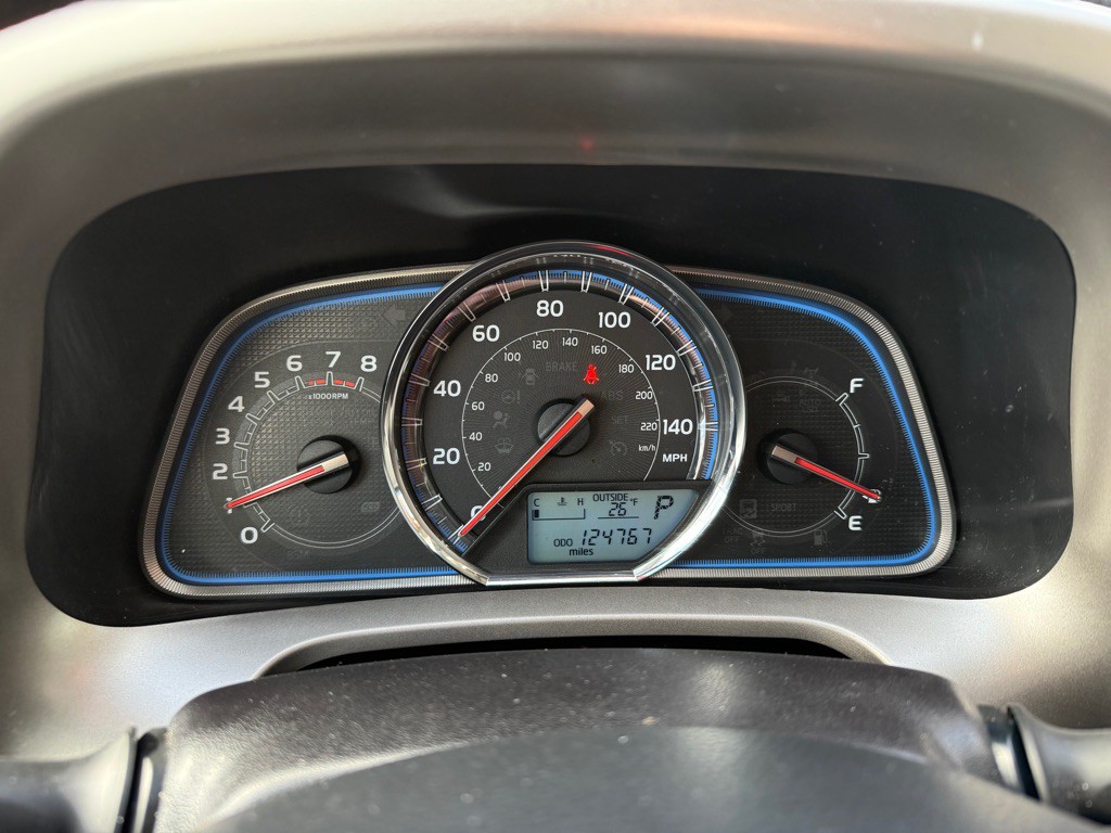 2015 Toyota Rav4 Image 11