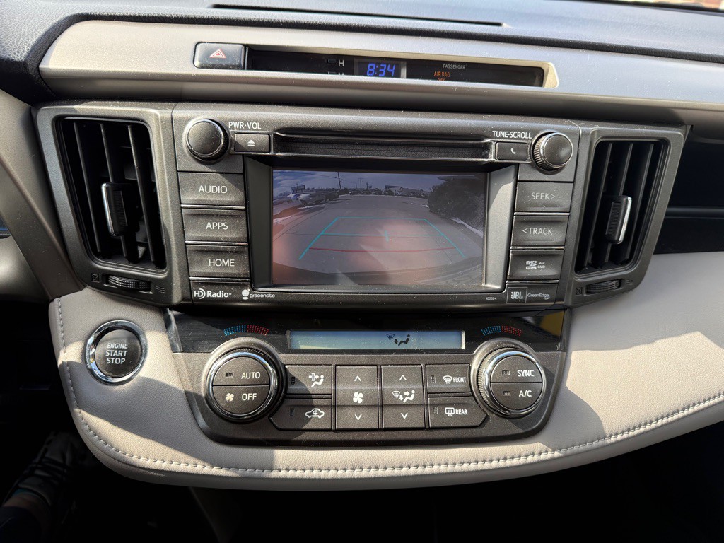 2015 Toyota Rav4 Image 13