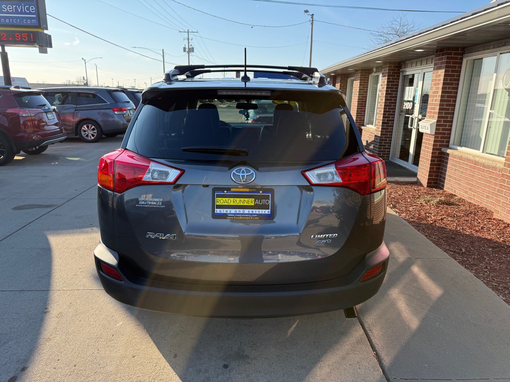 2015 Toyota Rav4 Image 6