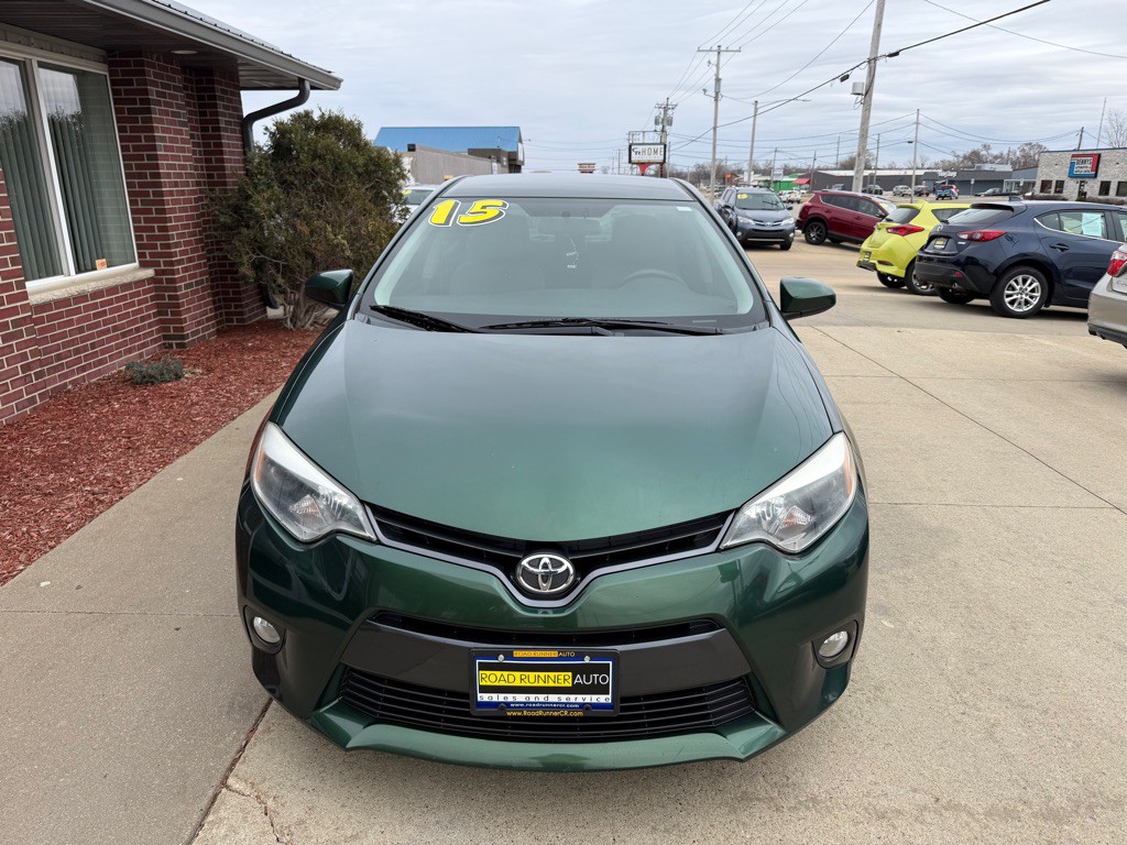2015 Toyota Corolla Image 2