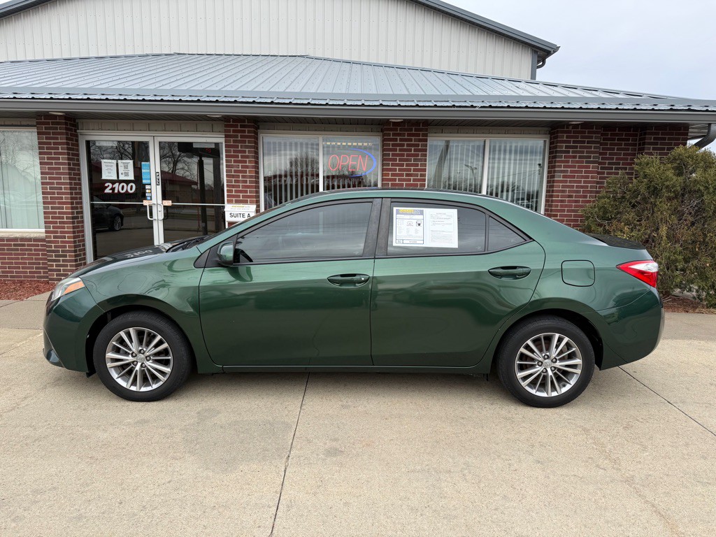 2015 Toyota Corolla Image 4