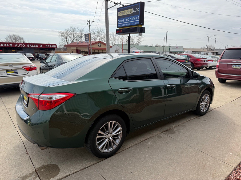 2015 Toyota Corolla Image 7