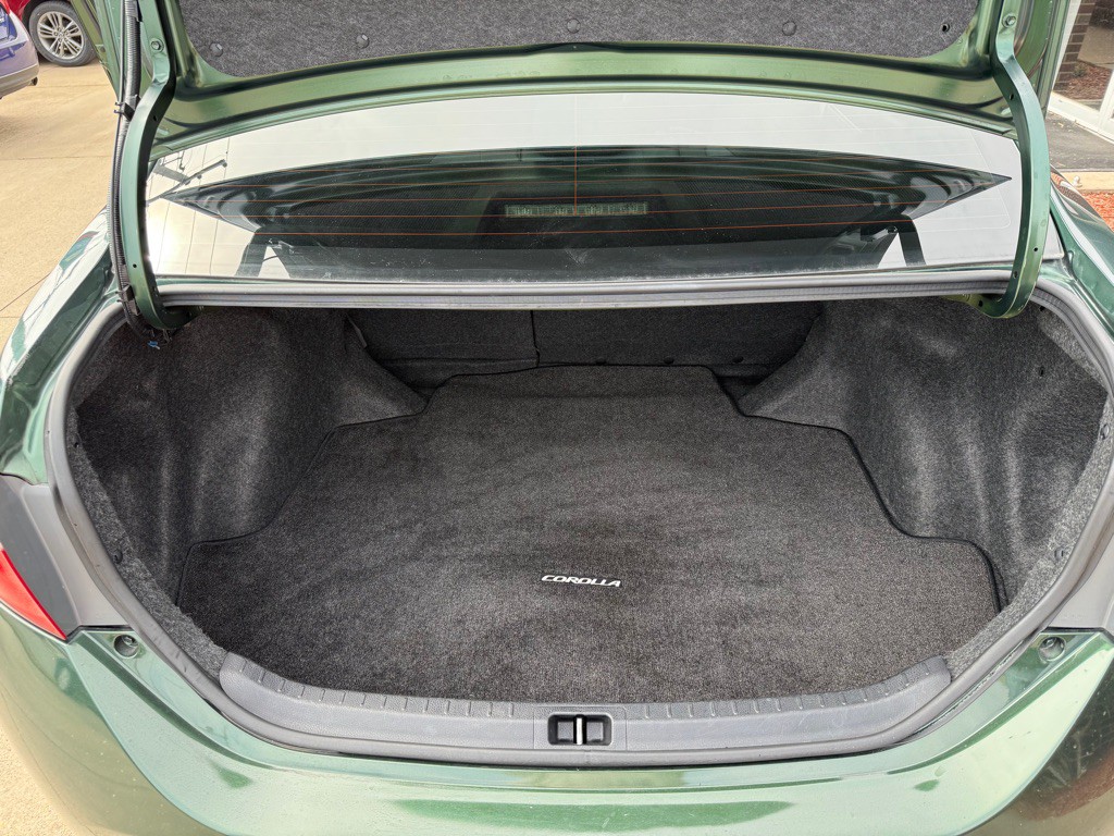 2015 Toyota Corolla Image 20