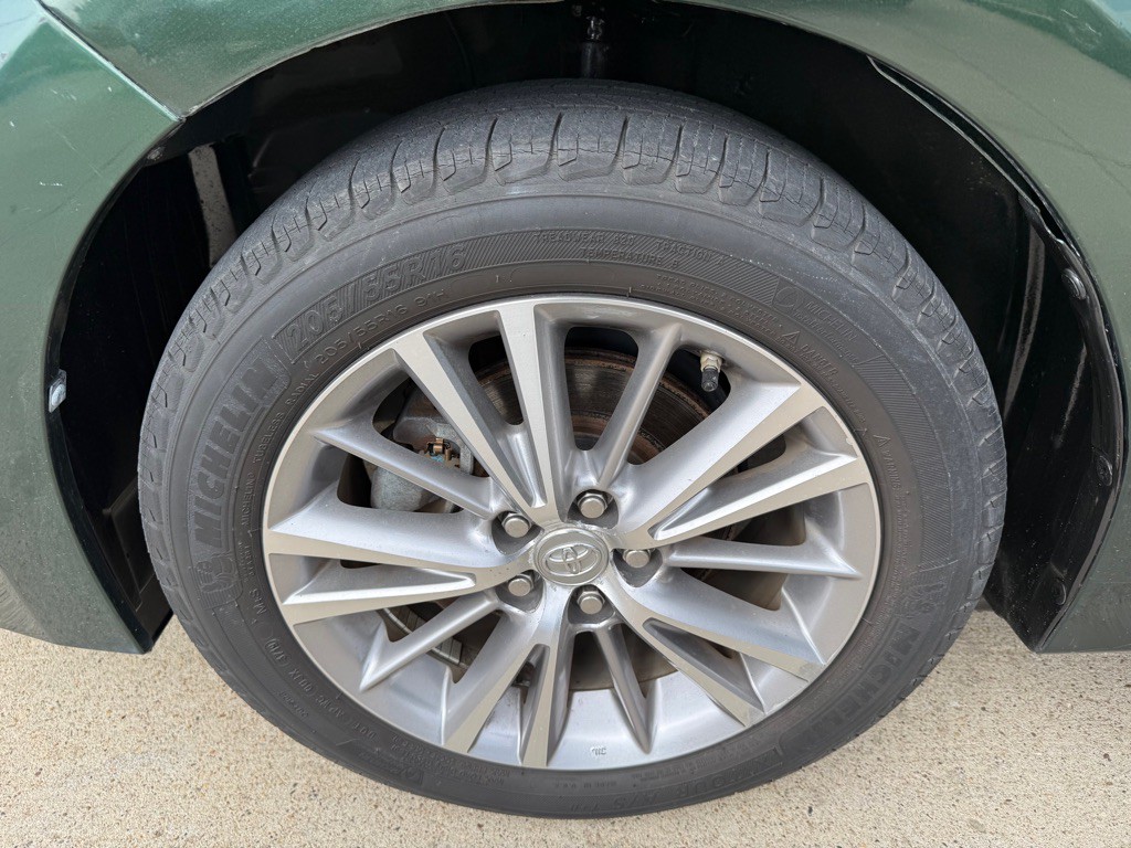 2015 Toyota Corolla Image 21