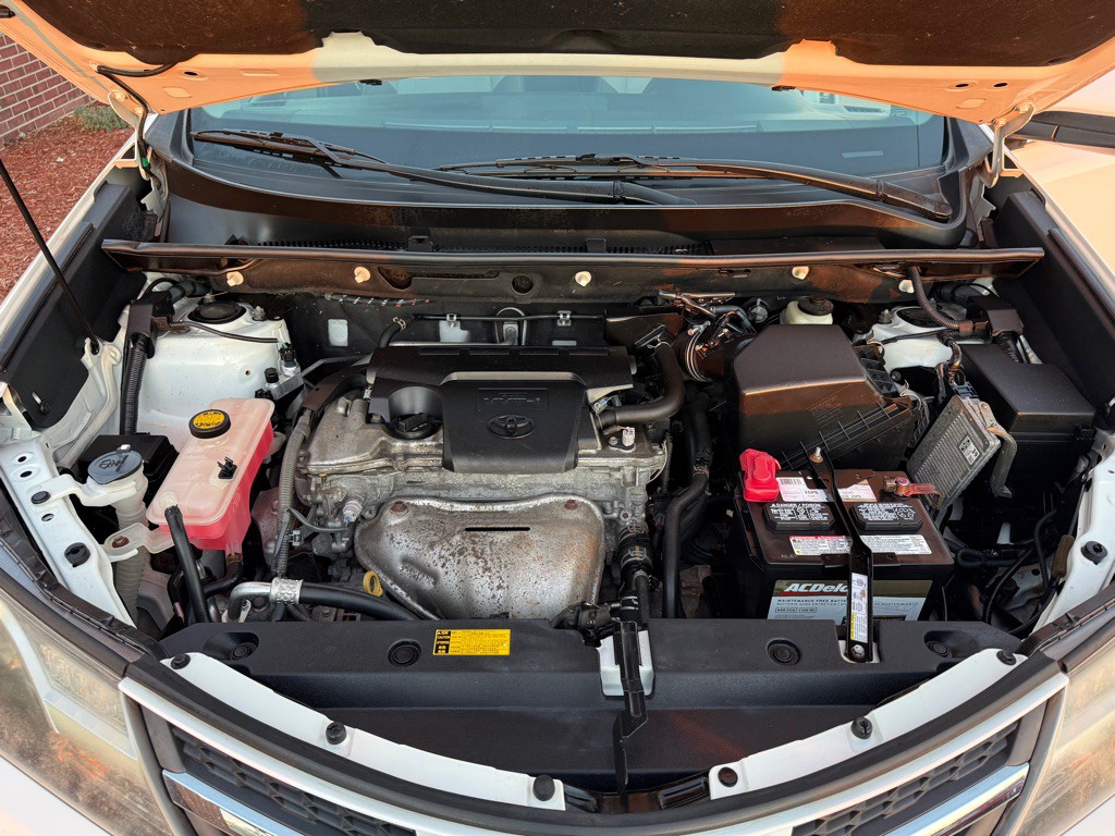 2014 Toyota Rav4 Image 24