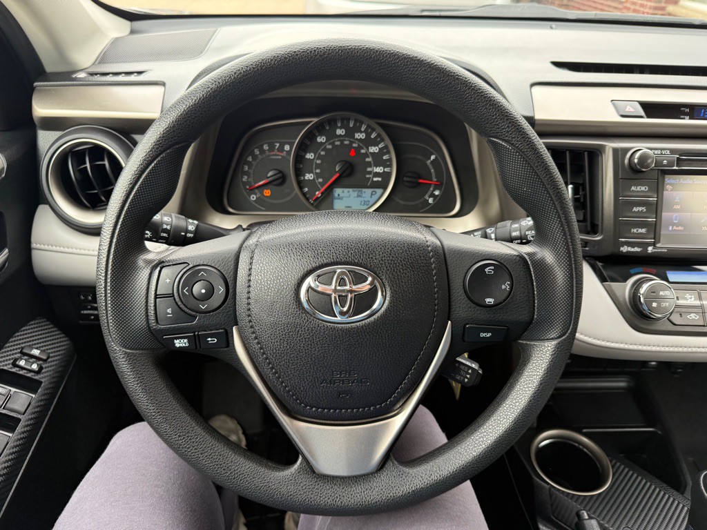 2015 Toyota Rav4 Image 10