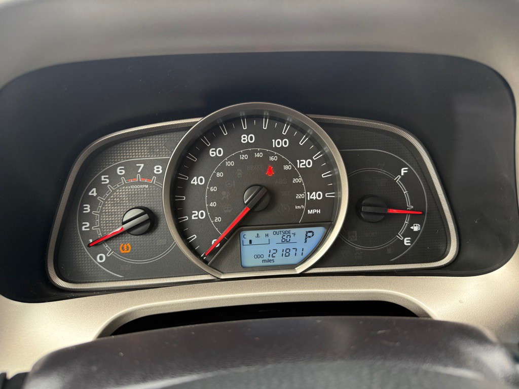 2015 Toyota Rav4 Image 11