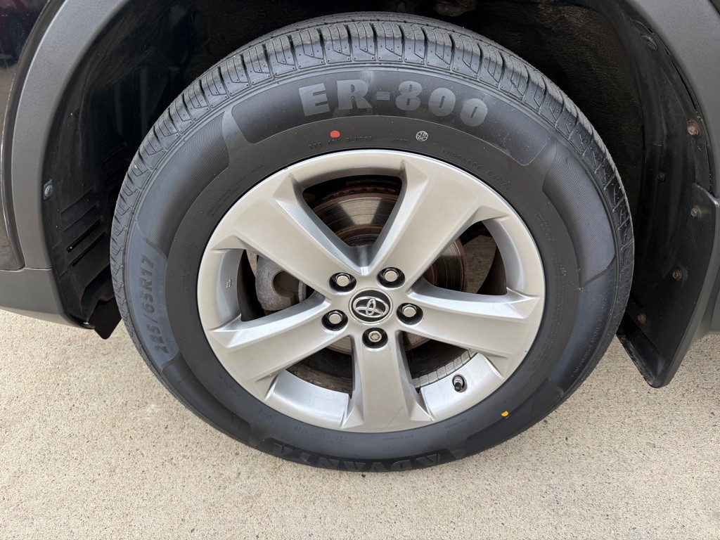 2015 Toyota Rav4 Image 22