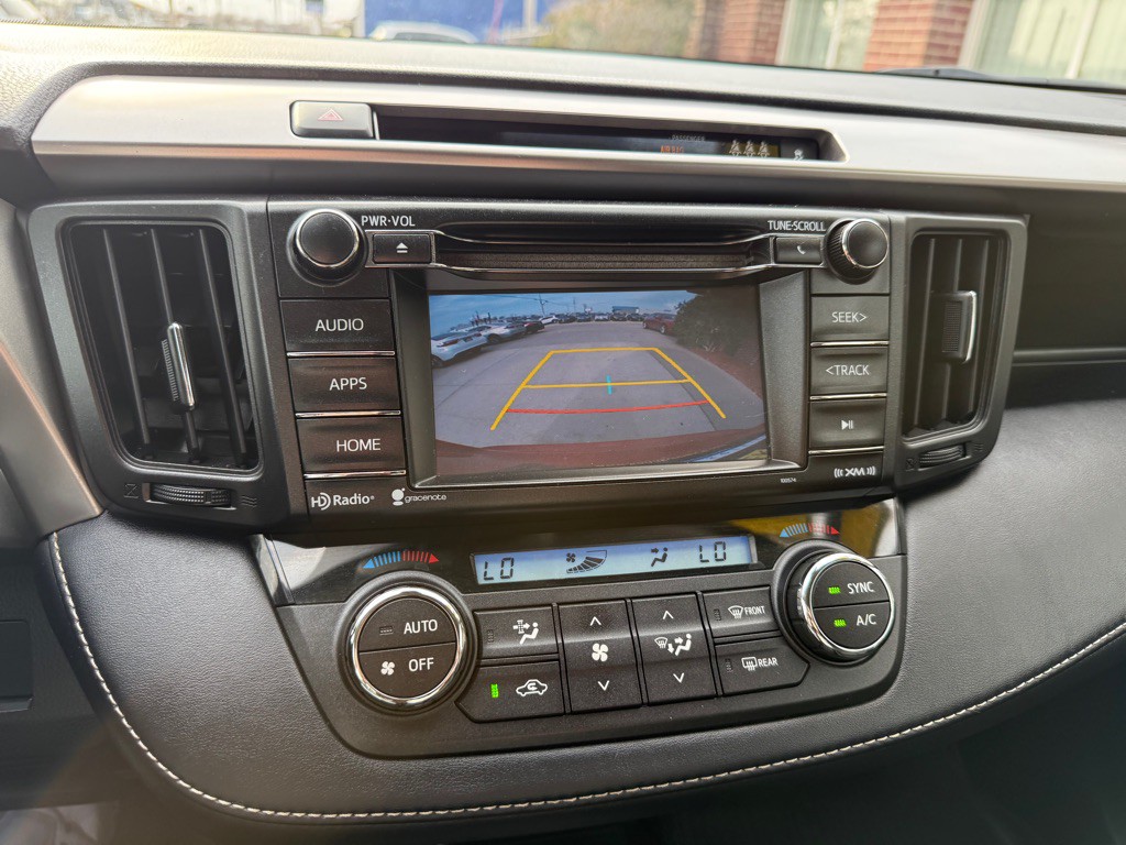 2017 Toyota Rav4 Image 13