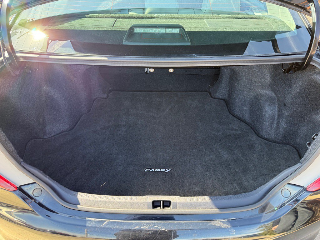 2014 Toyota Camry Image 20