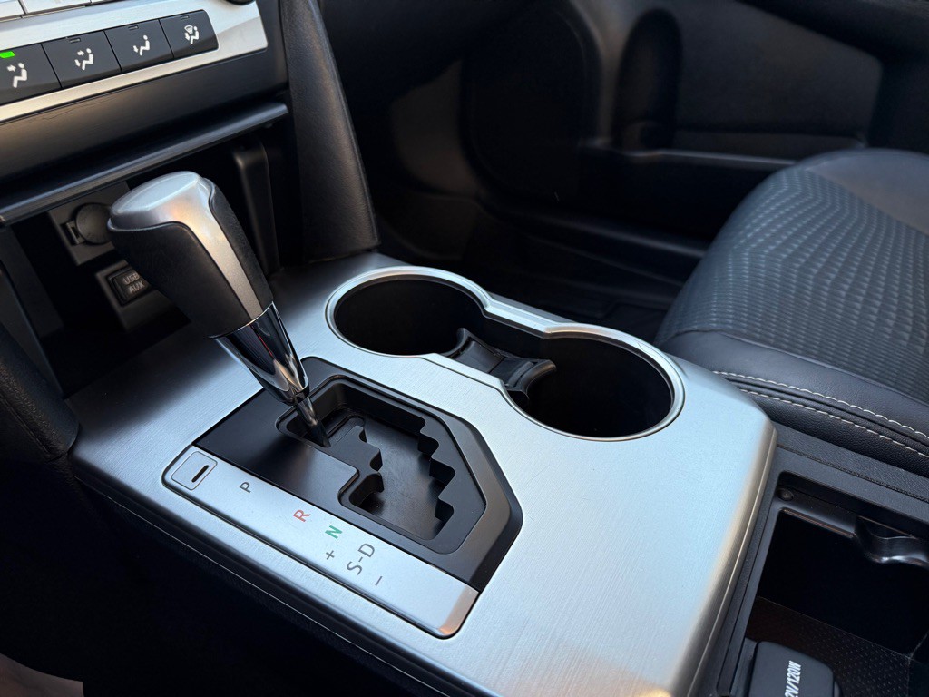 2013 Toyota Camry Image 14