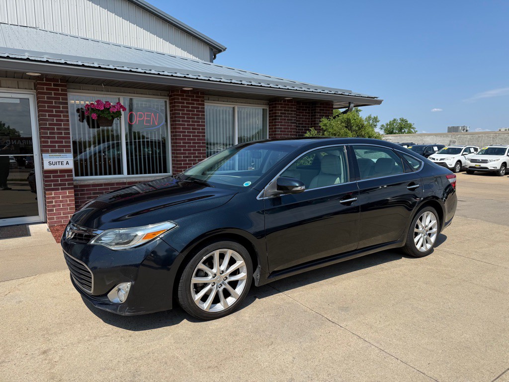 2015 Toyota Avalon Image 3